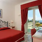 كاناستا 4*