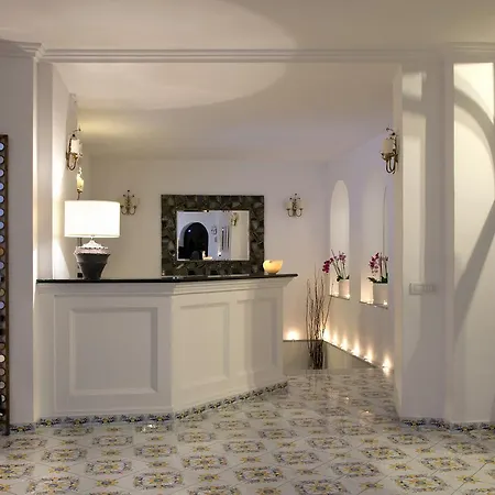 Canasta Hotel