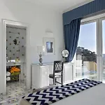 Hotell Canasta Capri