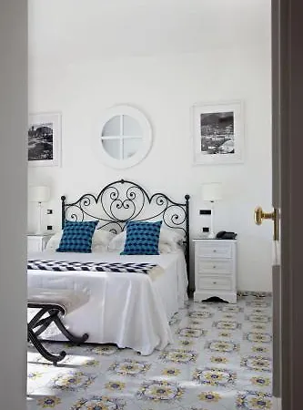 Canasta Hotel 4*
