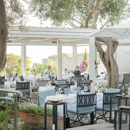 Canasta Hotel Capri