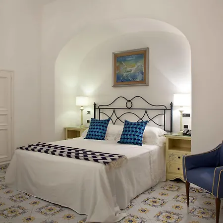 Canasta Capri