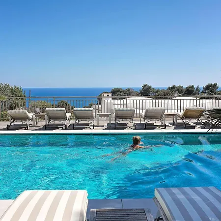 Canasta Hotel 4*