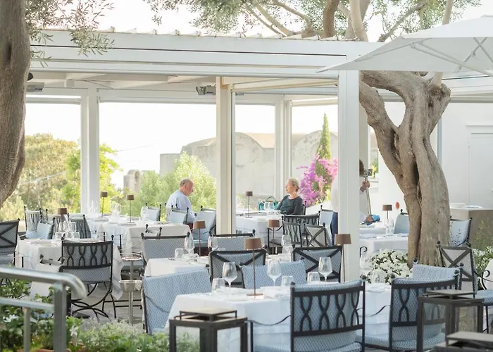 Canasta Hotell Capri