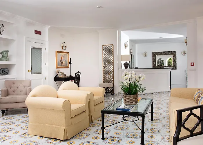 Hotell Canasta Capri